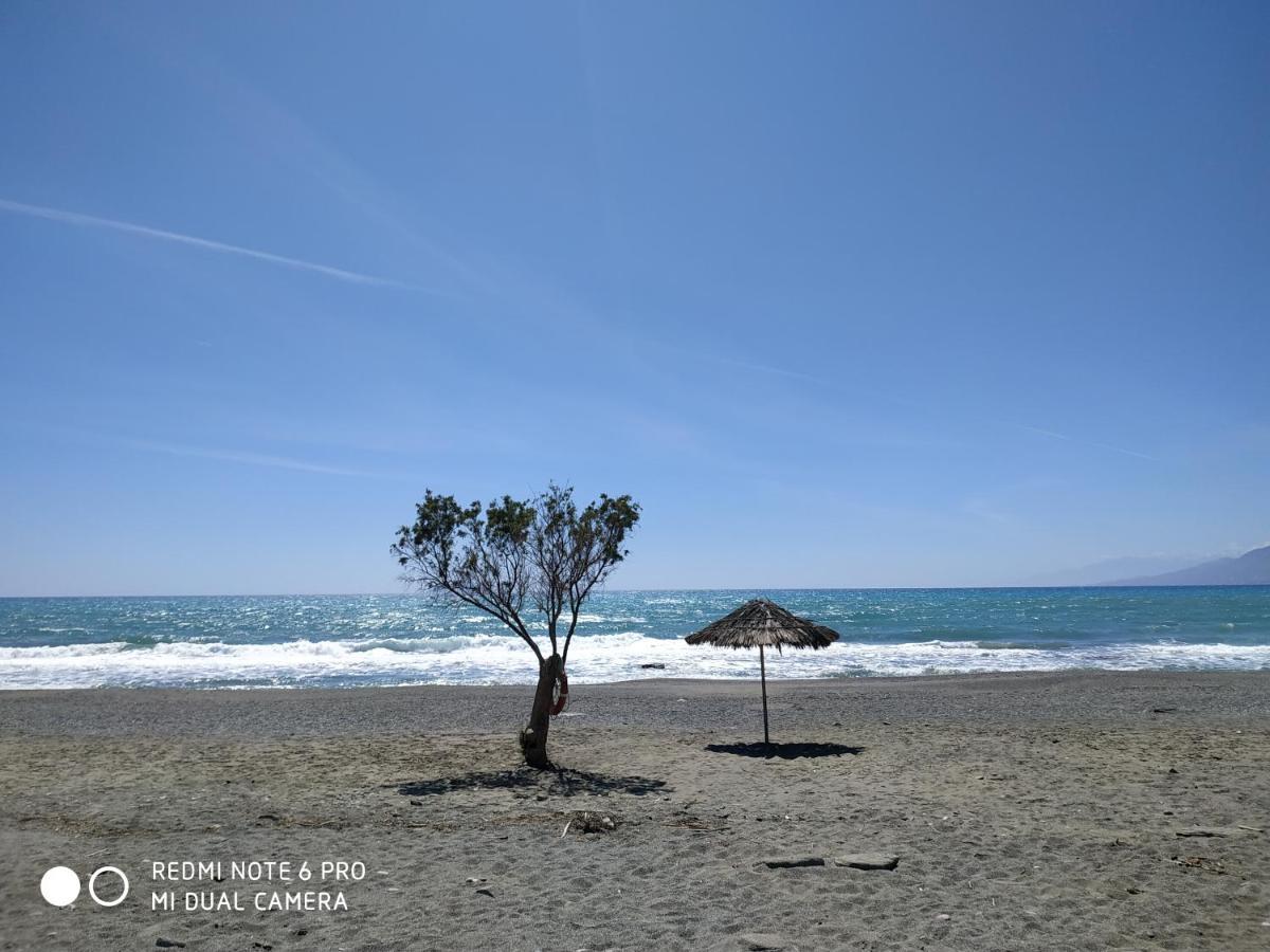 Il Silenzio Villa Magarikari ภายนอก รูปภาพ